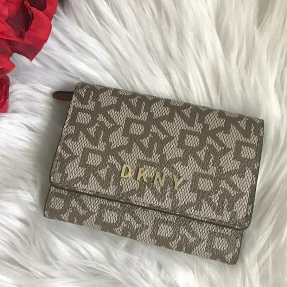 NWT DKNY CLARYCE LOGO TOTE SHOULDER BAG & CARDHOLD